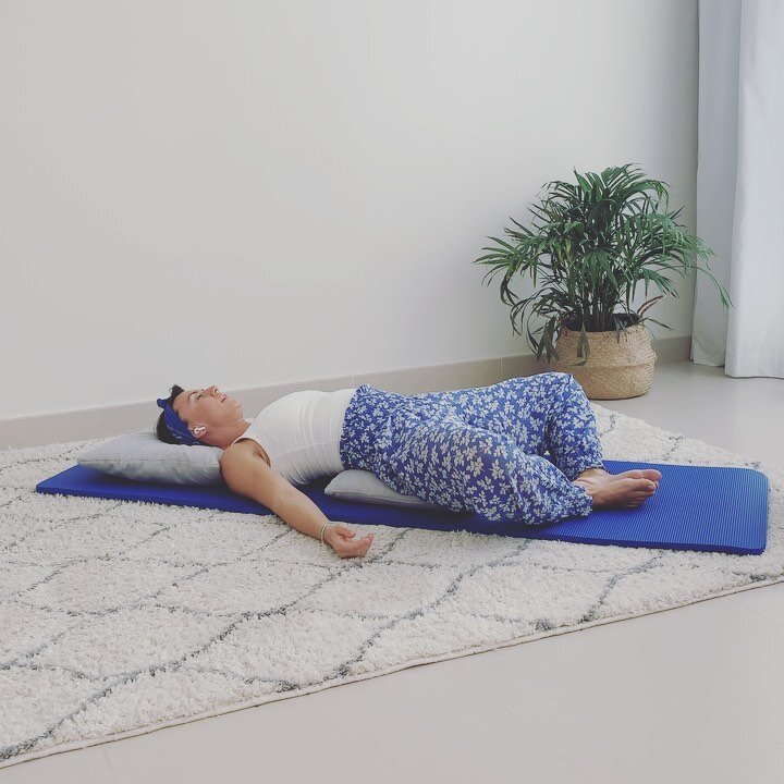 Pilates for back pain.
At some point in our lives (holding hands up 🙌🏽 ) we can experience some kinda back pain.&nbsp;
Lower back in a majority of cases &mdash; but did you know that Pilates can significantly reduce or completely relieve your bac